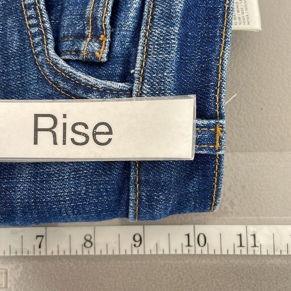 L'agence Jeans Women's 27 Blue Faded Denim Straight Medium Wash Cropped - Picture 11 of 12